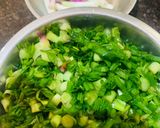 A picture of step 1 of Stir fried spring onion.