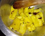 A picture of step 2 of Fried cassava.