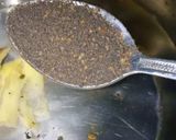 A picture of step 2 of Sulemani Chai.