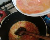 Foto del paso 3 de la receta: Espaguetis en salsa pomodoro y bondiola de cerdo