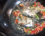 Foto langkah ke 3 dari resep Pindang Serani Khas Jepara (Ikan Kembung).