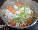 Foto del paso 3 de la receta: Puré de pollo, guisantes y zanahorias