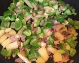 A picture of step 4 of Shakshuka.