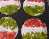 A picture of step 3 of Tricolour Uttapam.