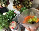 Une image de l'étape 6 de Gaspacho fraîcheur d’été 🍓🥑🧅🫑🧄🌶🍯.