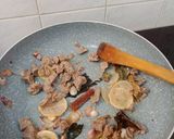 Foto langkah ke 2 dari resep Kabsa Spices + Rice, Saudi rice with Meat.