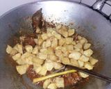 Foto langkah ke 6 dari resep Sambel goreng kentang ati ampela.
