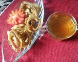 A picture of step 5 of Fried rings with green tea.