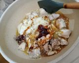 Foto langkah ke 3 dari resep Ayam Kecap Mentega Simple.