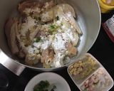 Hình bước làm 2 của món Gà chiên nước mắm