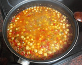 Foto del paso 4 de la receta: Garbanzos compuestos con pechuga de pollo y papas fritas