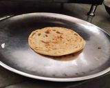 A picture of step 3 of Indo Chinese open paratha.