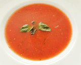 Foto del paso 4 de la receta: Sopa de tomate a la albahaca