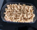 Une image de l'étape 4 de Crumble framboises pommes poires.