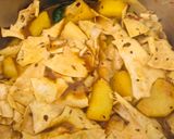 A picture of step 4 of Papad curry.