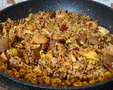 Foto langkah ke 6 dari resep Nasi Goreng Bakso Sosis Pedas Manis.