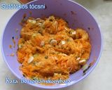 Sütőtökös tócsni karamellizált hagymával recept fázis 3 fotója