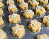 Foto langkah ke 5 dari resep Keju Tepung Garut.
