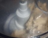 Foto del paso 2 de la receta: Tarta de pollo y base cremosa de ricota (masa casera)