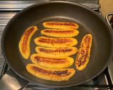 Foto langkah ke 2 dari resep Roti Manis Choco Banana.