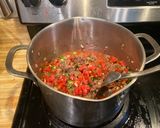 A picture of step 4 of Curts chilli.