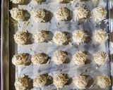 Foto langkah ke 2 dari resep Thumbprint cookies.