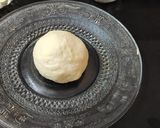 A picture of step 1 of Flower Samosa.