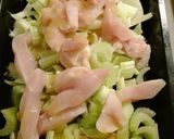 Sült csirkecsíkok sült zeller ágyon recept fázis 1 fotója