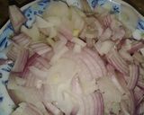A picture of step 1 of Chicken anda gotala.