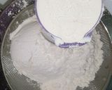 A picture of step 4 of Flag cake without oven.