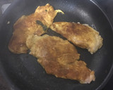 Foto del paso 3 de la receta: Pechuga de pollo al curry y ajo