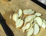 A picture of step 1 of Apple and Pomegranates Chutney.