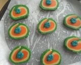 A picture of step 16 of Tiranga Cookies.