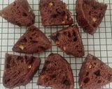 Foto langkah ke 29 dari resep Orange Peel Double Choco Sourdough Bread 72% (Open Bake Method).