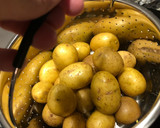 Foto del paso 1 de la receta: Rápidas y deliciosas patatas de guarnición al vapor en olla FussionCook FC7 Smart