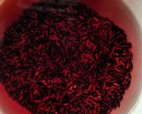 A picture of step 1 of Thai black sticky rice.