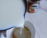 कैपेचिनो कॉफी (cappuccino coffee recipe in Hindi) रेसिपी चरण 3 फोटो