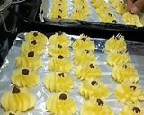 Foto langkah ke 3 dari resep Semprit santan.