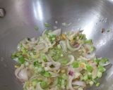 फ्राईड राईस (Fried Rice Recipe In Marathi) रेसिपी स्टेप 3 फोटो
