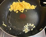 菠菜鮭魚蛋炒飯的食譜步驟2照片
