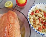 Foto del passaggio 2 della ricetta Trancio di salmone fresco gratinato al forno