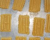 Foto langkah ke 5 dari resep Butter Cookies.