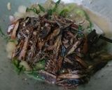 Foto langkah ke 7 dari resep Oseng oseng ikan cue dan kikil.