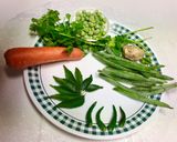 A picture of step 1 of Vegetable Upma.