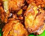 A picture of step 3 of Brinjal pakoda.