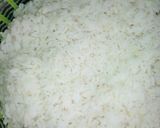 A picture of step 1 of Fried rice with beef meat.
