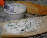 Foto del paso 4 de la receta: Queso crema con ciboulette (para untar)