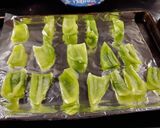 A picture of step 2 of Cheesy Bell Pepper Nachos.
