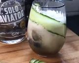 A picture of step 6 of Gin with blueberry & cucumber syrup cocktail.