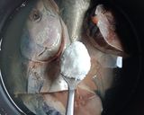 Foto langkah ke 1 dari resep Ikan Tongkol Bumbu Bali.